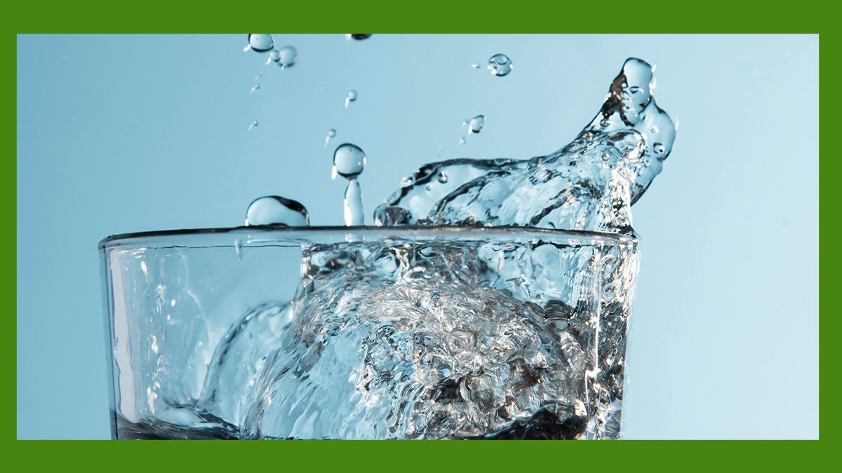 The Silent Enemy: How Dry Mouth Triggers Bad Breath and How to  Prevent It.